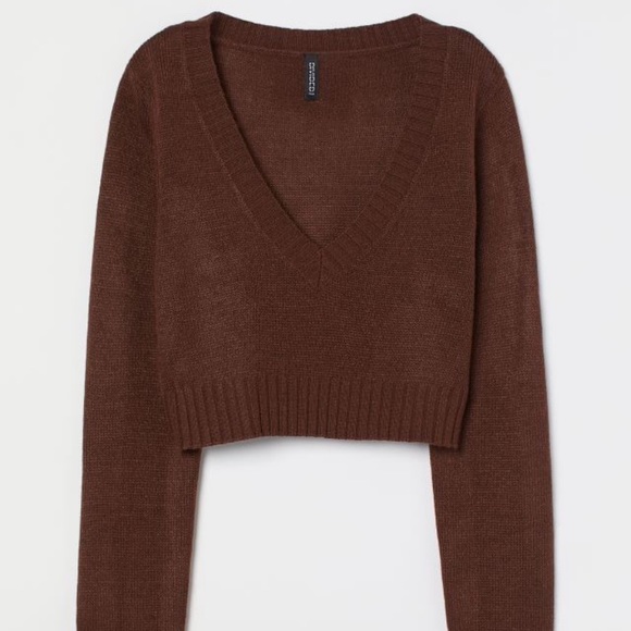 H&M Tops - H&M Cropped Knit Sweater
